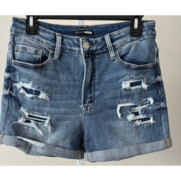 Bundle of 2 Denim Shorts L Distressed Rip Summer Ready Festival Boho Streetwear - Picture 2 of 16